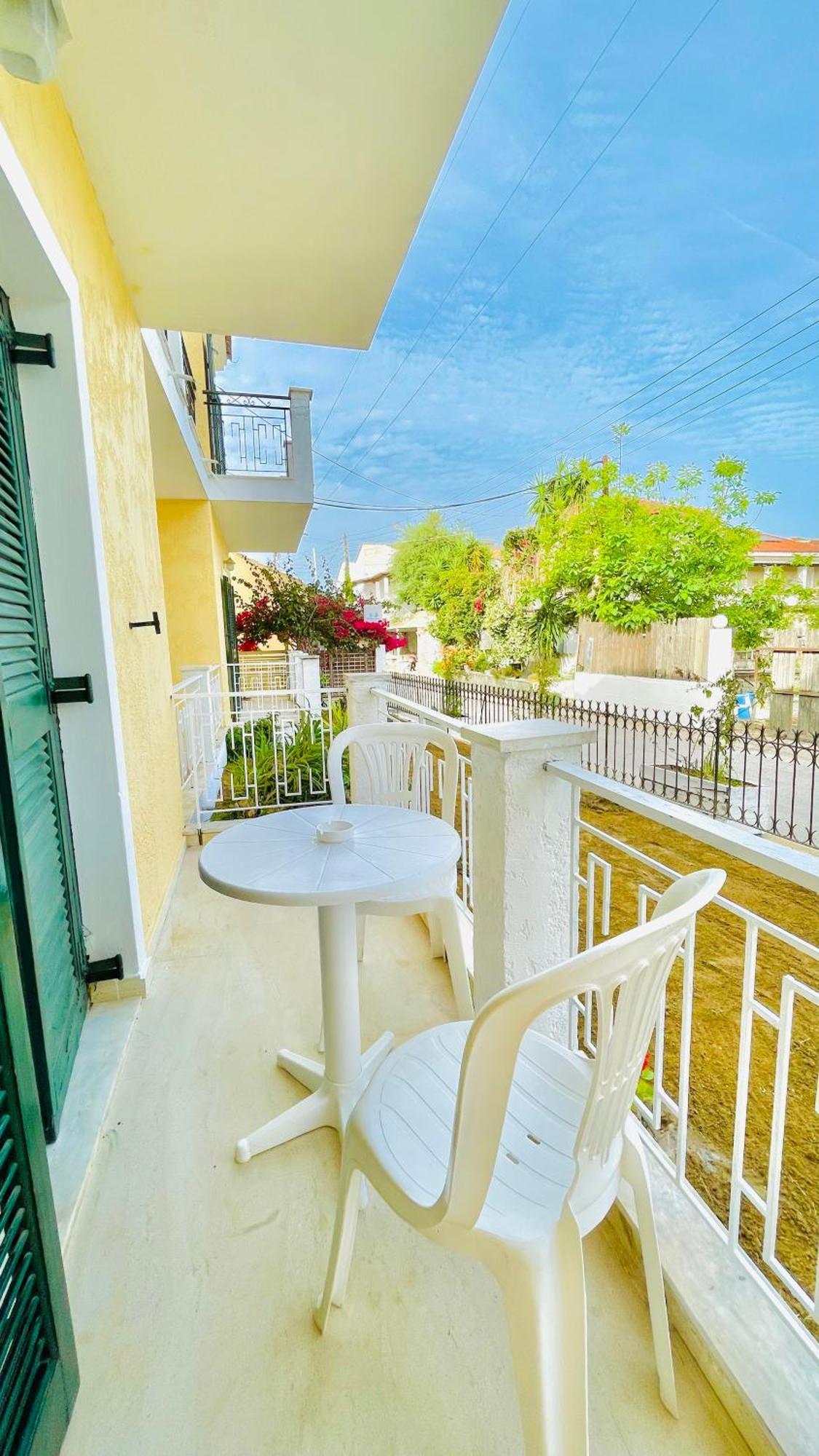 Kavos Aparthotel 외부 사진