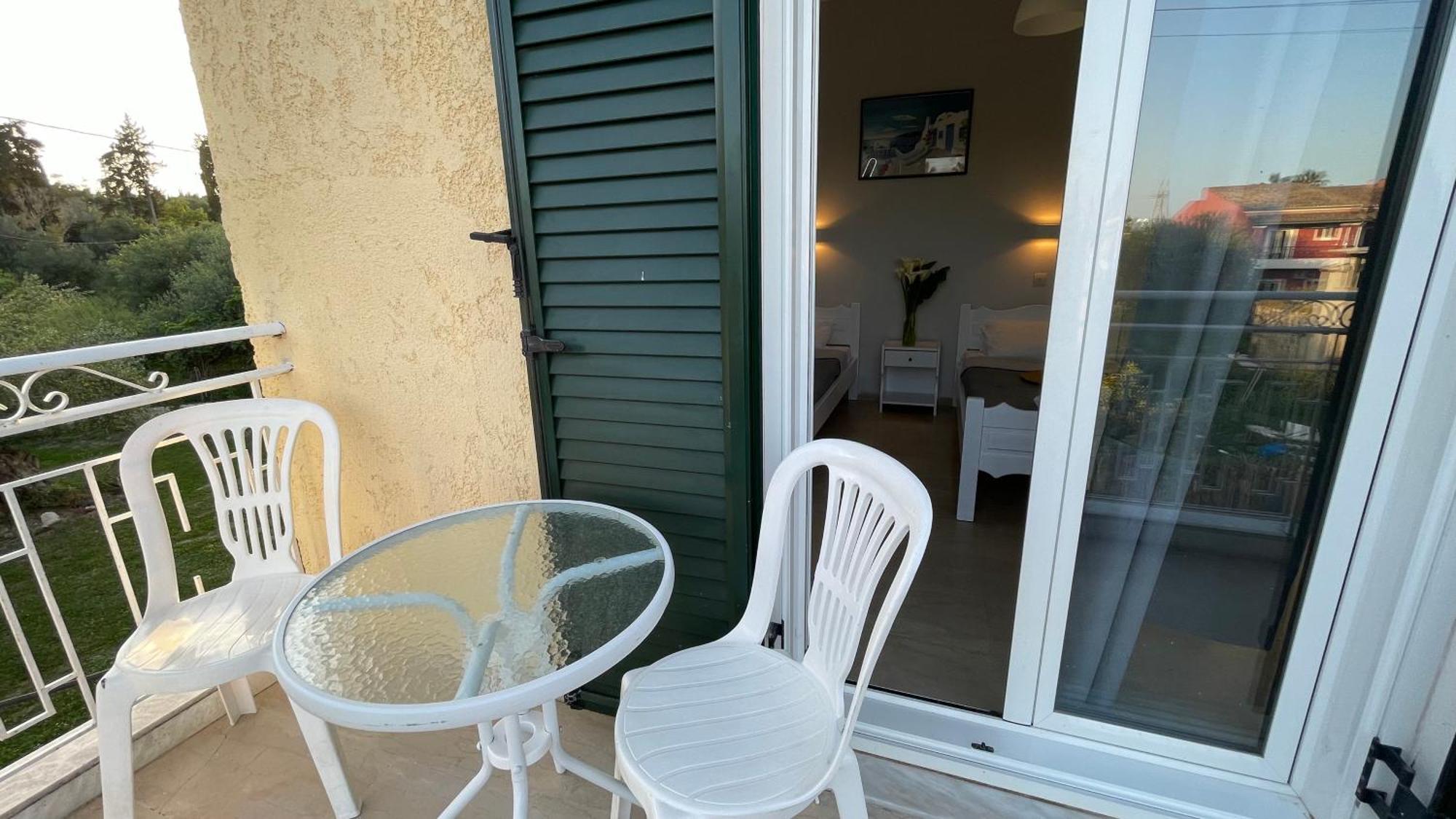 Kavos Aparthotel 외부 사진